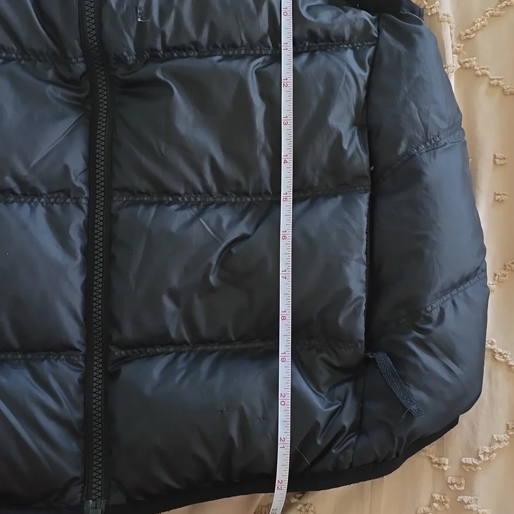 Nike sportswear two tone reversible black and white vest Medium